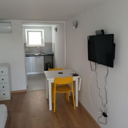 Apartmani Jure Peric Duce Exterior photo
