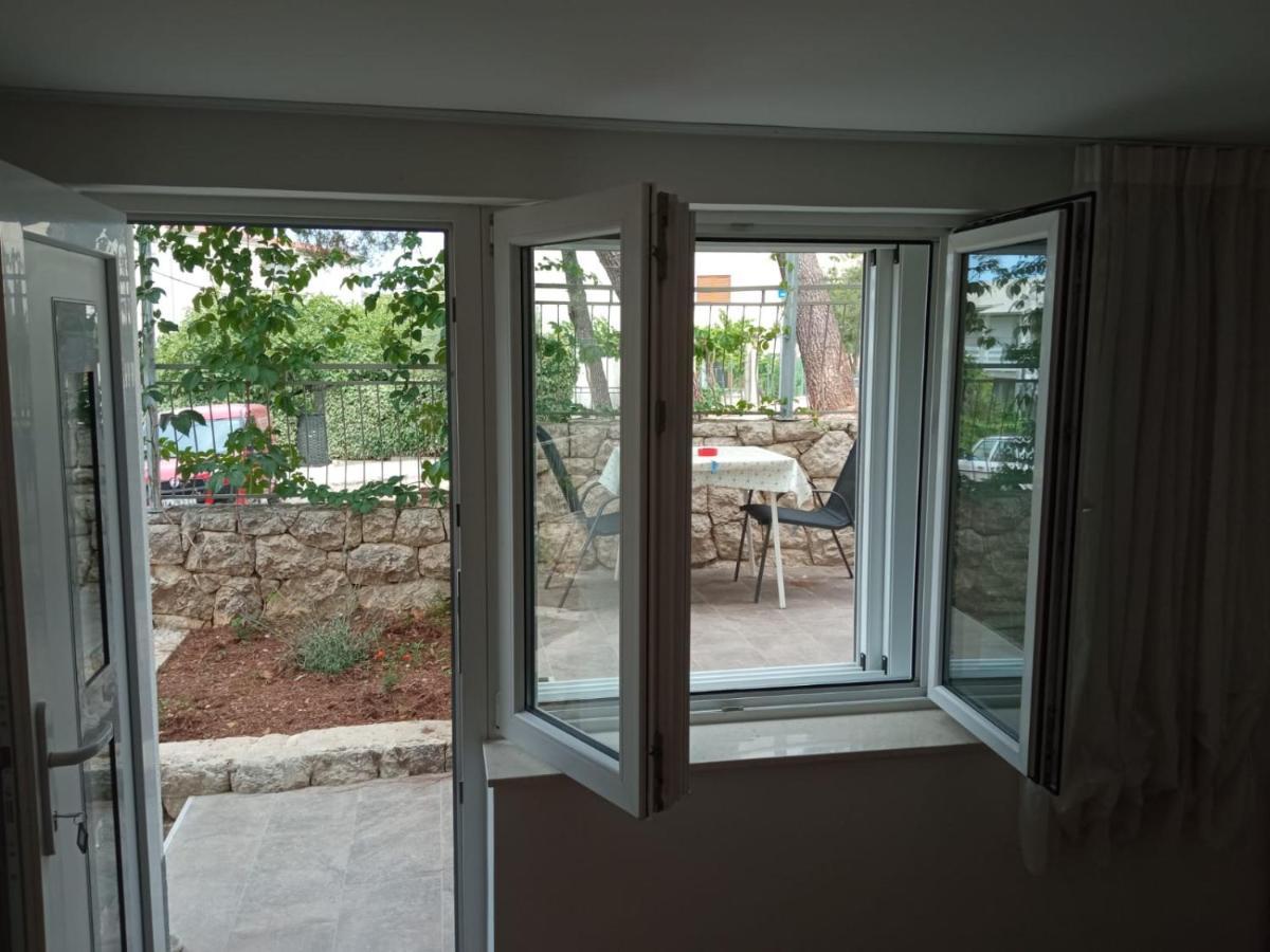 Apartmani Jure Peric Duce Exterior photo