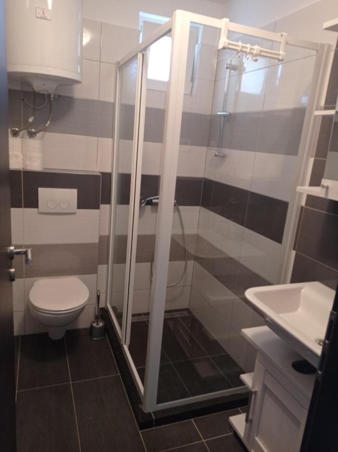 Apartmani Jure Peric Duce Exterior photo